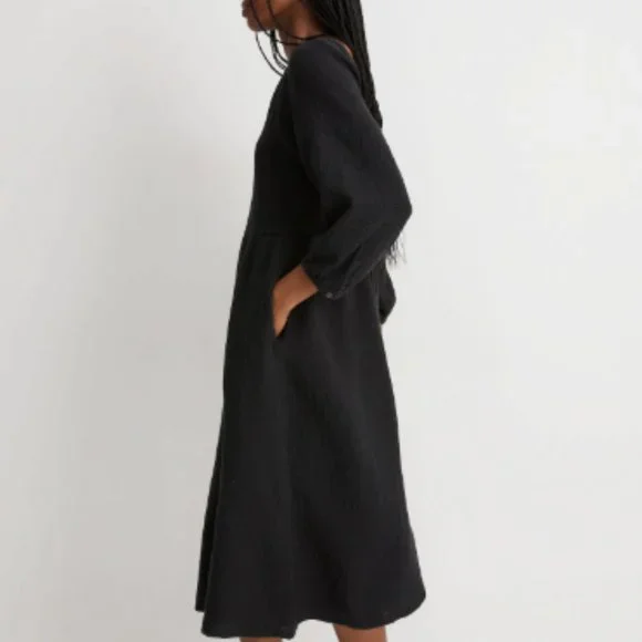 Madewell | Lightspun V-Neck Midi Dress - Picture 2 of 7